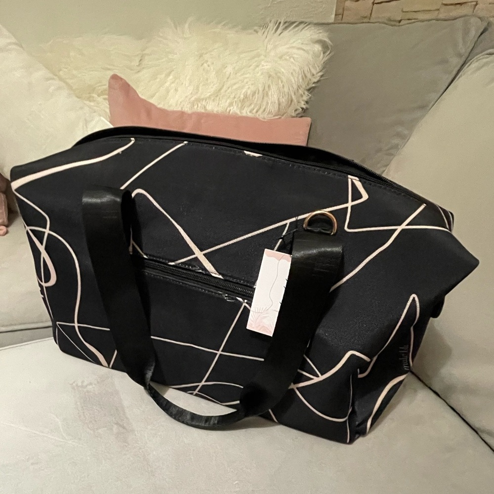 New- Mali and Lili overnight bag